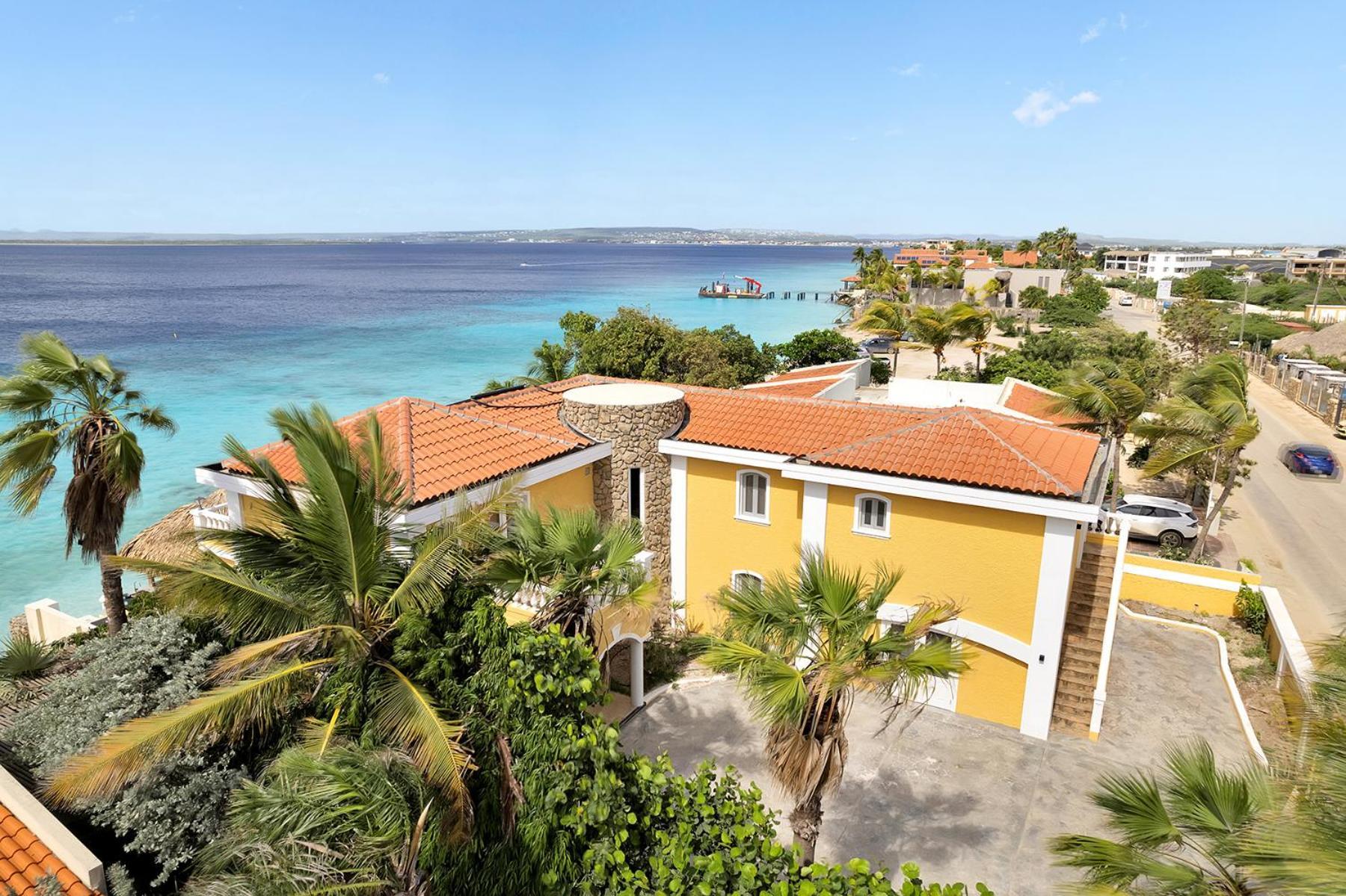 Oceanfront Villa Casa Mar Azul Kralendijk  Exterior photo